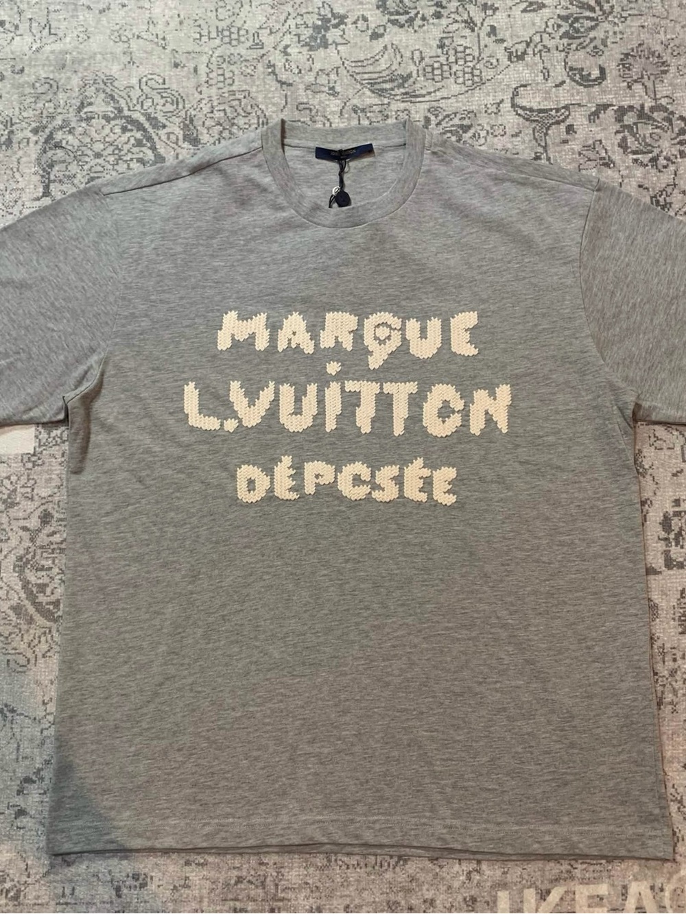 Louis Vuitton Grey Marque Despose T-Shirt Size Medium